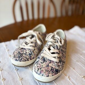 Taos Footwear Women's Sneakers - Pink and Blue